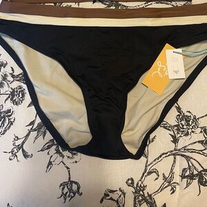 NWT large Kona Sol bikini bottom